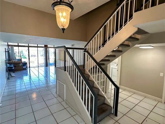 11265 NW 15th Pl, Pembroke Pines FL 33026