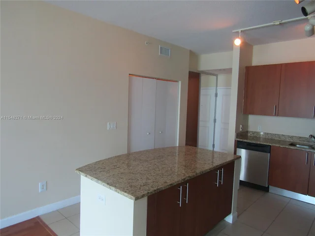 1945 S Ocean Dr # 611, Hallandale Beach FL 33009