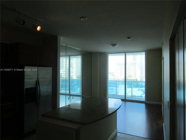 1945 S Ocean Dr # 611, Hallandale Beach FL 33009