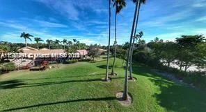 1614 Newport Ln, Weston FL 33326