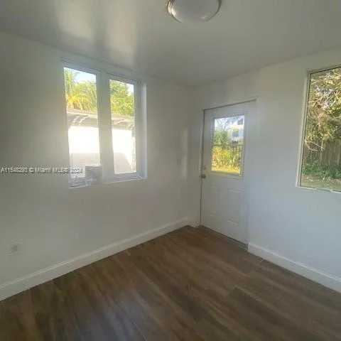 417 NW 14th Way, Fort Lauderdale FL 33311