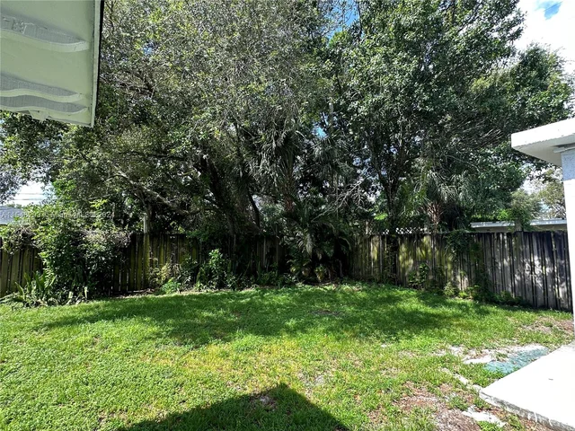 417 NW 14th Way, Fort Lauderdale FL 33311