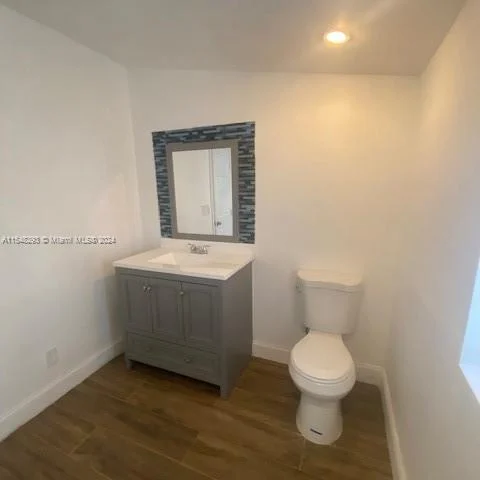 417 NW 14th Way, Fort Lauderdale FL 33311