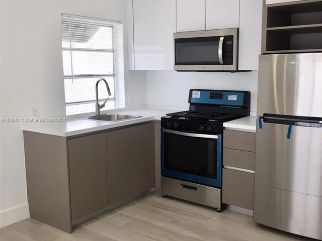 920 Euclid Ave # 5, Miami Beach FL 33139