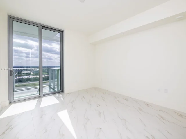 2000 Metropica Way # 2007, Sunrise FL 33323