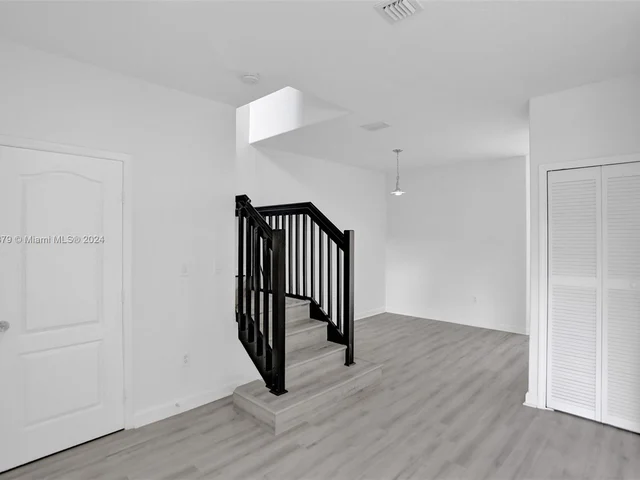 6902 NW 174th Ter # E103, Hialeah FL 33015