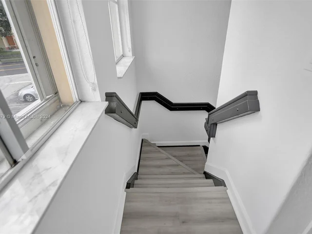 6902 NW 174th Ter # E103, Hialeah FL 33015