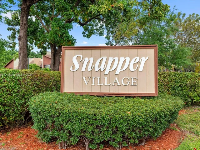 6907 SW 115th Pl # F40, Miami FL 33173