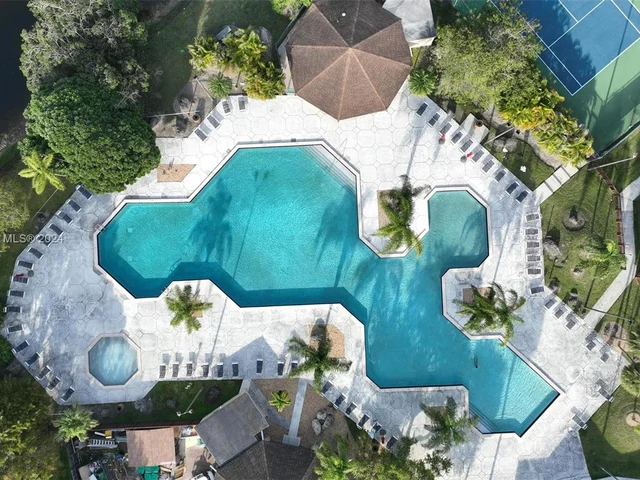 6907 SW 115th Pl # F40, Miami FL 33173