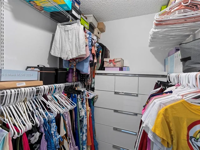 6907 SW 115th Pl # F40, Miami FL 33173