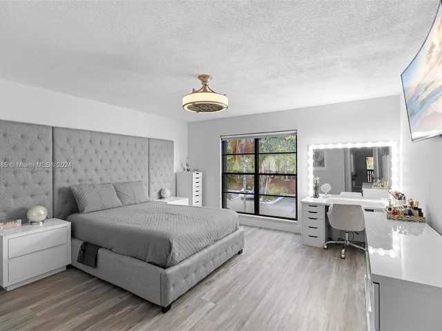 6907 SW 115th Pl # F40, Miami FL 33173