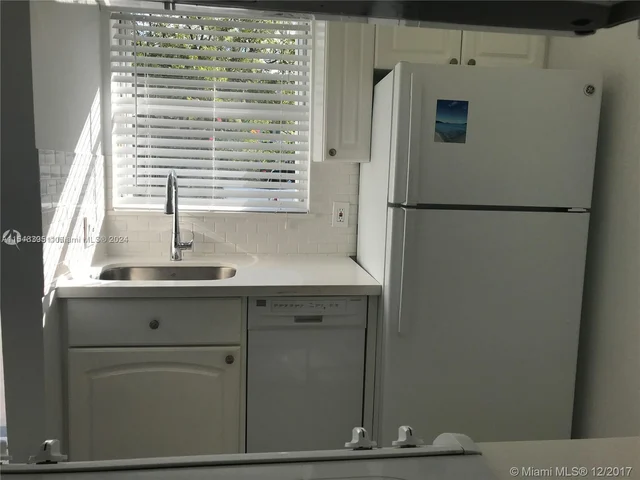 798 Crandon Blvd # 9C, Key Biscayne FL 33149