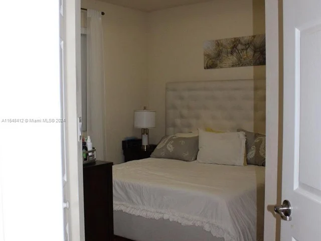 133 SE 28th Ter # 8, Homestead FL 33033