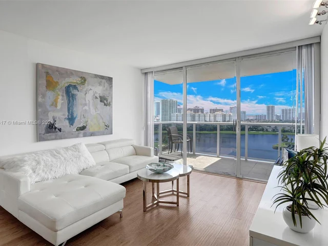 3625 N Country Club Dr # 1404, Aventura FL 33180