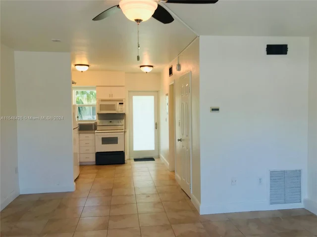 1420 Pennsylvania Ave # 309, Miami Beach FL 33139
