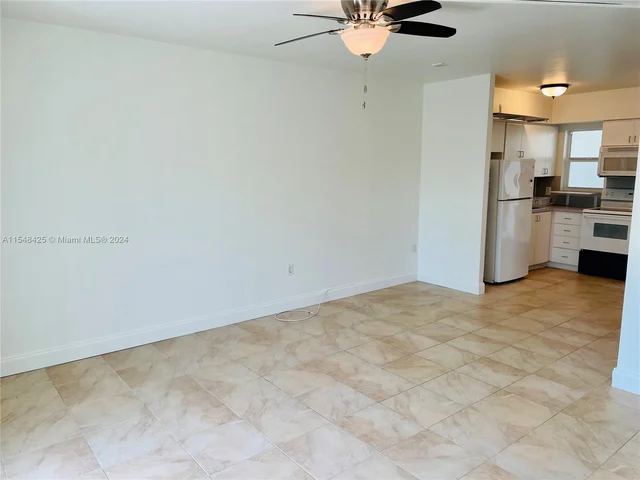 1420 Pennsylvania Ave # 309, Miami Beach FL 33139