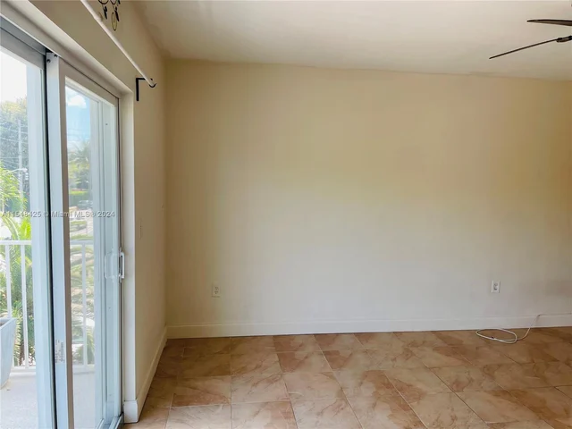 1420 Pennsylvania Ave # 309, Miami Beach FL 33139