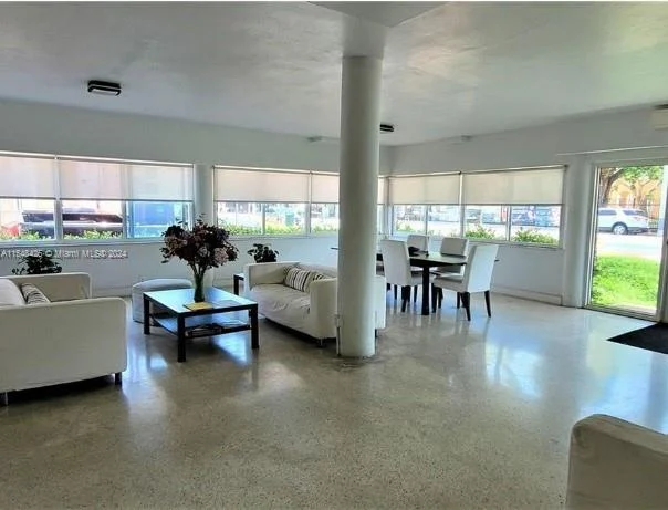 1420 Pennsylvania Ave # 309, Miami Beach FL 33139
