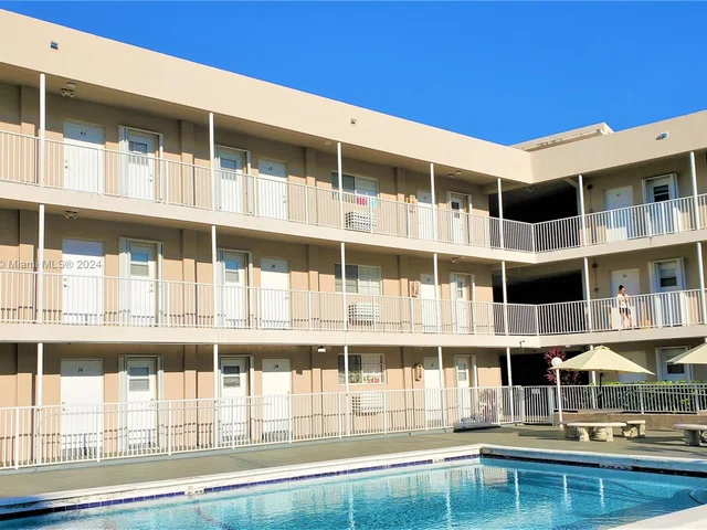 6580 Santona St # A26, Coral Gables FL 33146