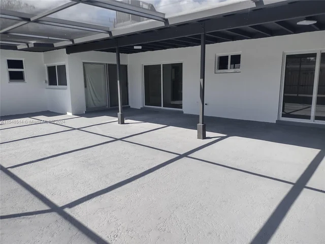 1326 Arthur St, Hollywood FL 33019