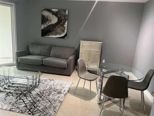 19900 E Country Club Dr # 714, Aventura FL 33180