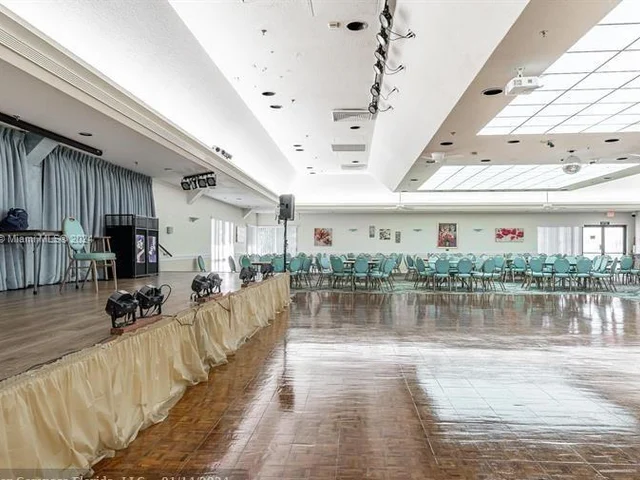 10217 NW 24th PLACE # 201, Sunrise FL 33322