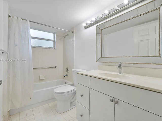 10217 NW 24th PLACE # 201, Sunrise FL 33322