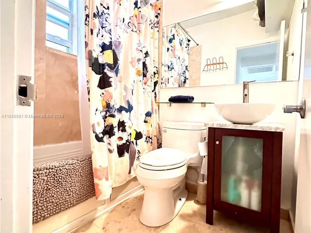 3915 N Meridian Ave # 206, Miami Beach FL 33140