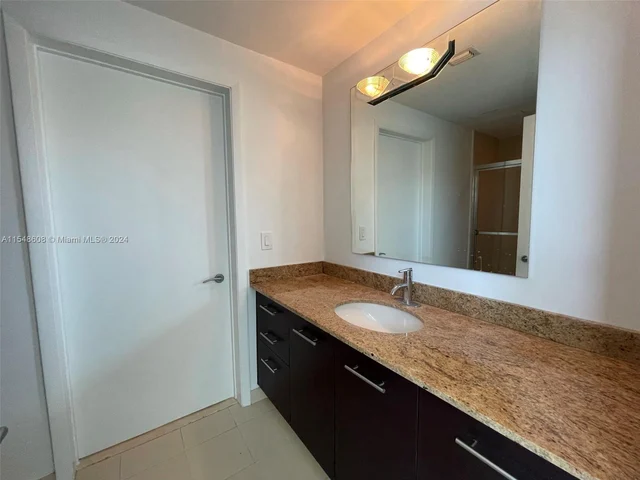3029 NE 188 St # 612, Aventura FL 33180