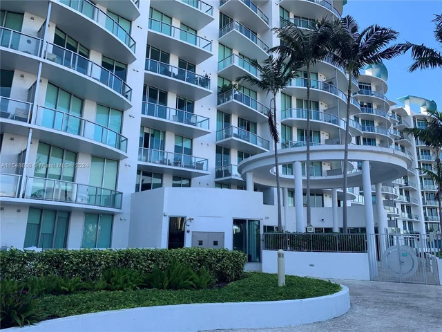 3029 NE 188 St # 612, Aventura FL 33180