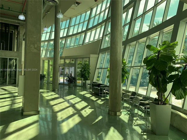 3029 NE 188 St # 612, Aventura FL 33180