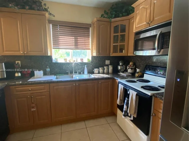 17225 SW 302nd St, Homestead FL 33030