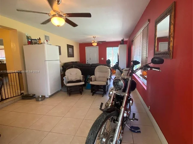 17225 SW 302nd St, Homestead FL 33030