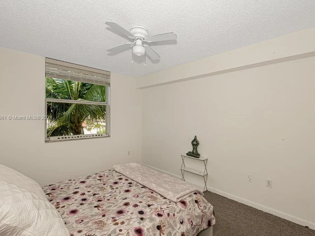 1900 Van Buren St # 408B, Hollywood FL 33020