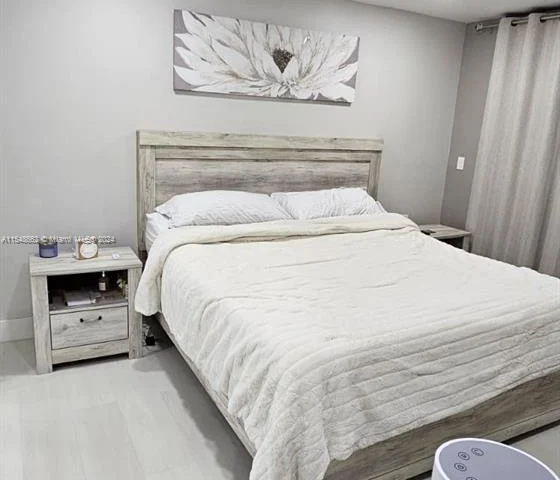 8201 NW 8th St # 209, Miami FL 33126