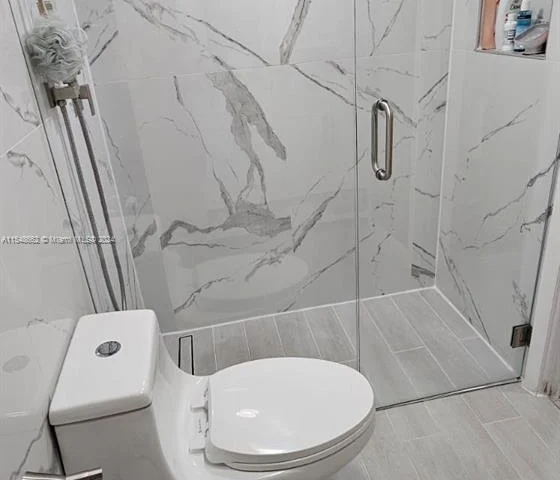 8201 NW 8th St # 209, Miami FL 33126