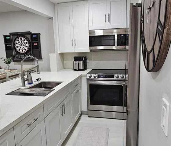 8201 NW 8th St # 209, Miami FL 33126