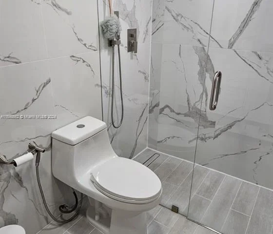 8201 NW 8th St # 209, Miami FL 33126