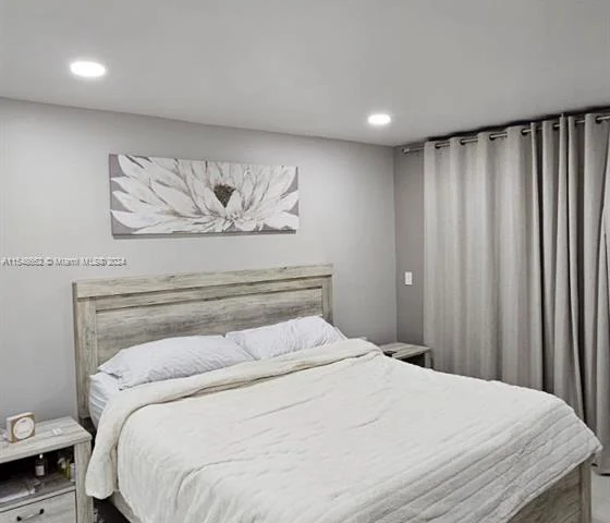 8201 NW 8th St # 209, Miami FL 33126