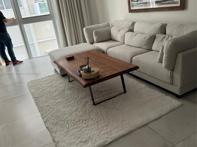 1228 West Ave # 211, Miami Beach FL 33139