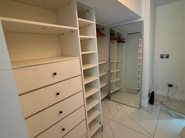 1228 West Ave # 211, Miami Beach FL 33139