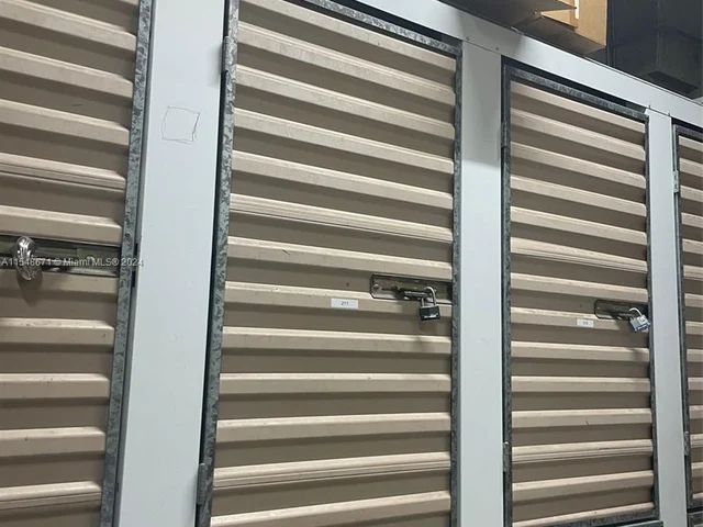 1228 West Ave # 211, Miami Beach FL 33139