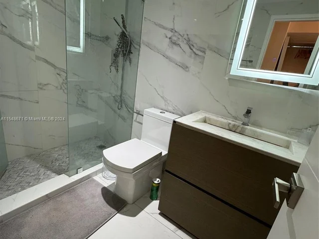 1228 West Ave # 211, Miami Beach FL 33139