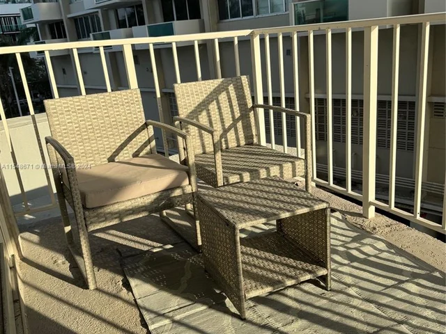 1228 West Ave # 211, Miami Beach FL 33139