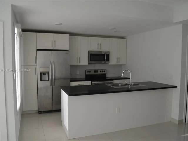 25849 SW 139th Ct # 25849, Homestead FL 33032