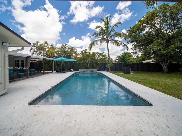 3415 SW 108th Ct, Miami FL 33165