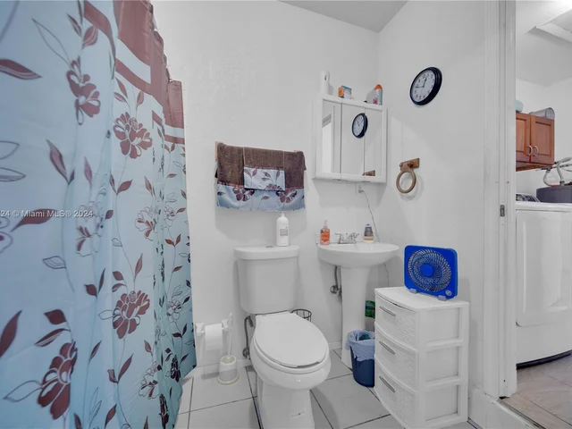 3415 SW 108th Ct, Miami FL 33165