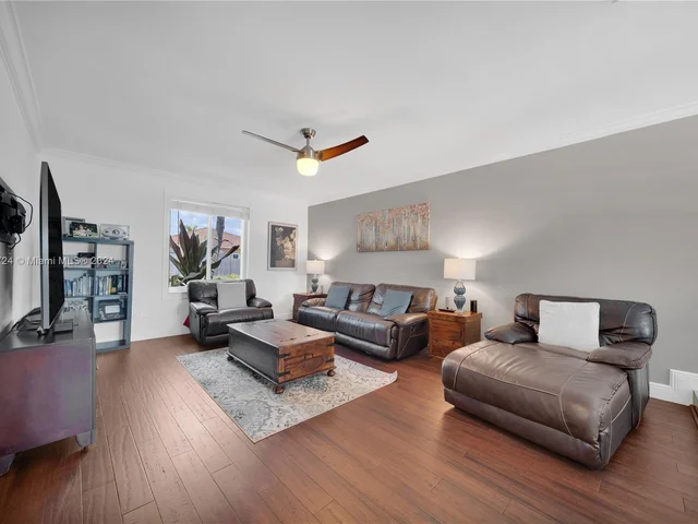 3415 SW 108th Ct, Miami FL 33165