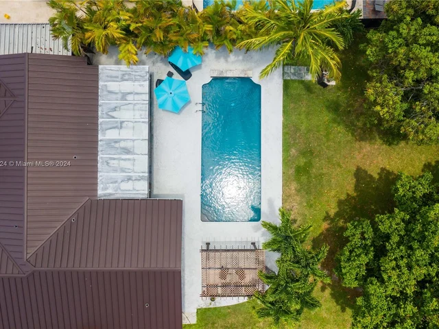 3415 SW 108th Ct, Miami FL 33165