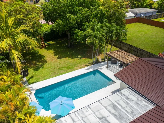 3415 SW 108th Ct, Miami FL 33165